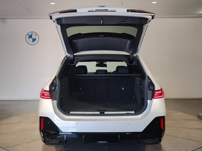 2025 BMW I5 TOURING — фото 32