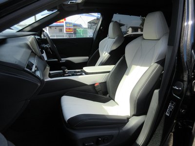صورة مصغرة 25 لـ 2025 Lexus RX