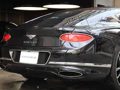 صورة 8 لـ 2018 Bentley CONTINENTAL