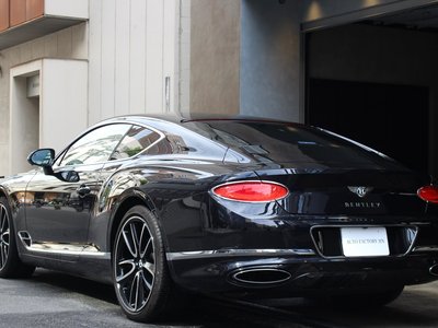 صورة 13 لـ 2018 Bentley CONTINENTAL