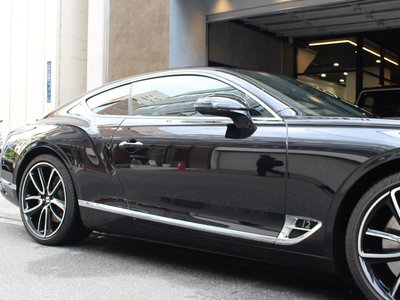 صورة 14 لـ 2018 Bentley CONTINENTAL