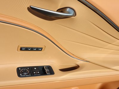2023 Lexus LC CONVERTIBLE thumbnail 37