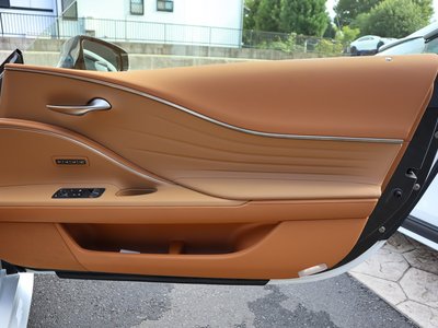 2023 Lexus LC CONVERTIBLE thumbnail 56