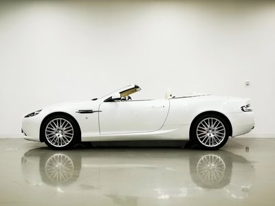 2011 Aston Martin DB9 VOLANTE 照片 25
