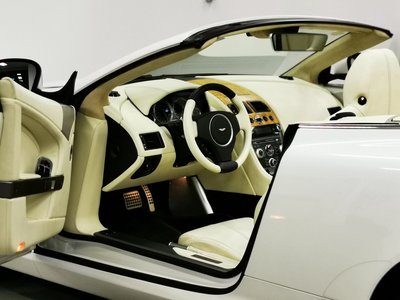 2011 Aston Martin DB9 VOLANTE 照片 8
