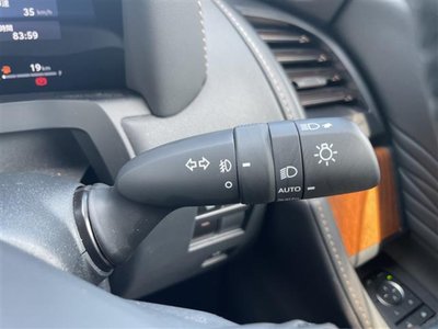 2025 Toyota ALPHARD — фото 15