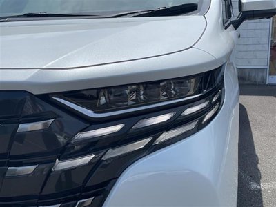 2025 Toyota ALPHARD — фото 32