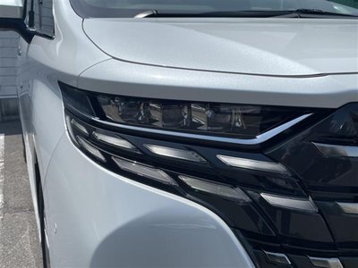 2025 Toyota ALPHARD — фото 31
