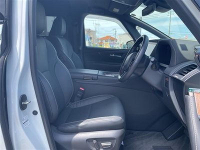 2025 Toyota ALPHARD — фото 9