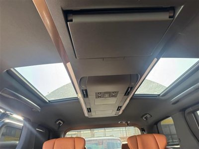 صورة 11 لـ 2025 Toyota VELLFIRE