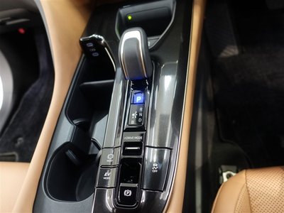 2024 Toyota CROWN SPORT 照片 16