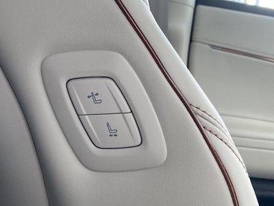 2025 Lexus LM 缩略图 60