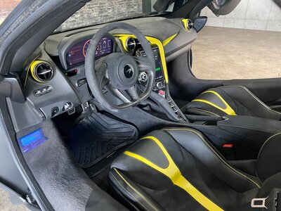 2019 Mclaren 720S thumbnail 22
