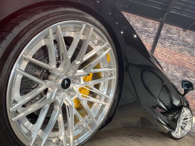 2019 Mclaren 720S thumbnail 55
