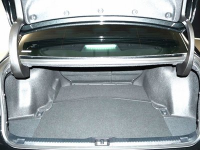 2023 Lexus IS photo 8