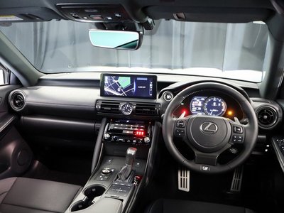 2023 Lexus IS photo 5
