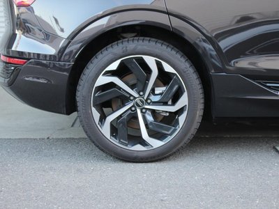 2025 AUDI Q8 E-TRON photo 12