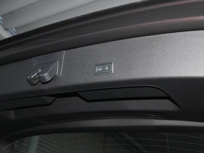 2025 AUDI Q8 E-TRON 缩略图 32