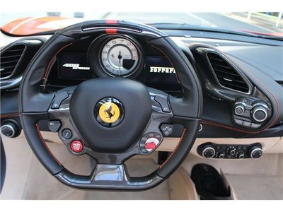 2019 Ferrari 488 SPIDER 缩略图 19