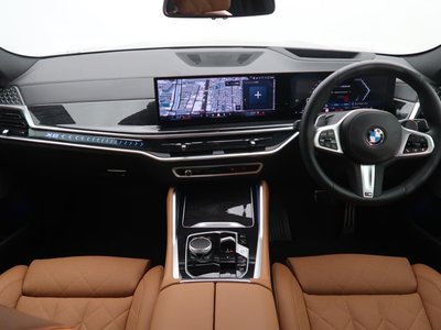 2024 BMW X6 photo 2