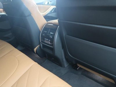 2024 BMW X6 thumbnail 24