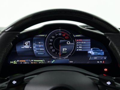 صورة 12 لـ 2022 Ferrari SF90 STRADALE