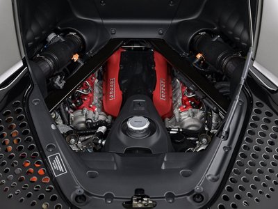 صورة 10 لـ 2022 Ferrari SF90 STRADALE