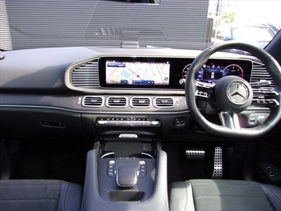 2025 Mercedes-BENZ GLE photo 11