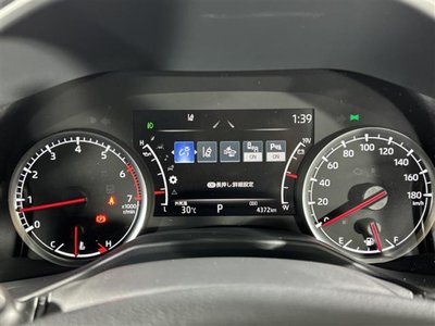 صورة 18 لـ 2023 Toyota LAND CRUISER 300
