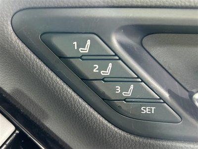 صورة 12 لـ 2023 Toyota LAND CRUISER 300