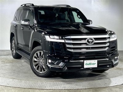 صورة 30 لـ 2023 Toyota LAND CRUISER 300