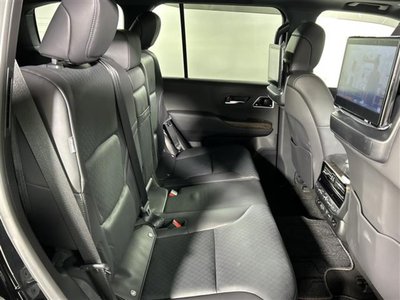 صورة 28 لـ 2023 Toyota LAND CRUISER 300