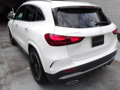 صورة مصغرة 26 لـ 2025 Mercedes-BENZ GLA