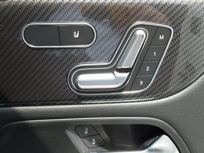 صورة مصغرة 50 لـ 2025 Mercedes-BENZ GLA