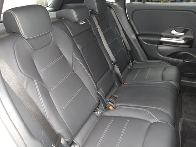 صورة مصغرة 41 لـ 2025 Mercedes-BENZ GLA