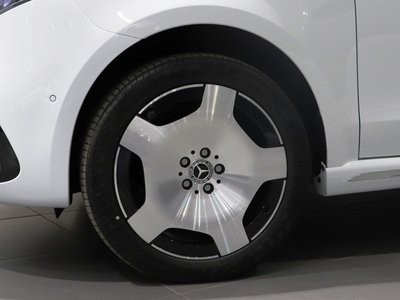 2026 Mercedes-BENZ V-CLASS photo 4
