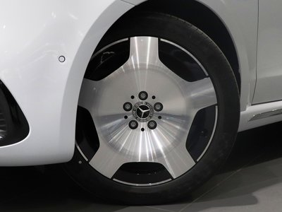 2026 Mercedes-BENZ V-CLASS photo 2