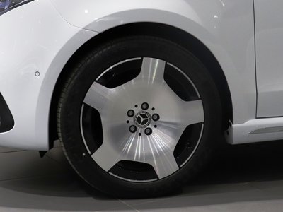 2026 Mercedes-BENZ V-CLASS photo 5