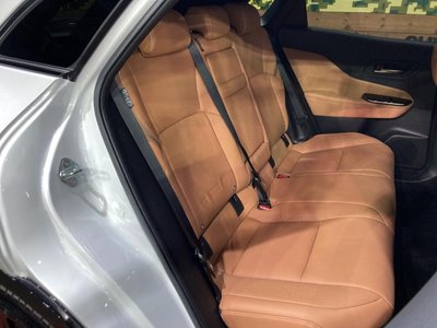 2024 Toyota CROWN SPORT 照片 10