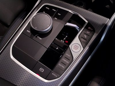 2024 BMW 3 SERIES TOURING photo 11