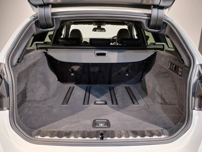 2024 BMW 3 SERIES TOURING thumbnail 43