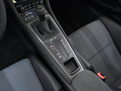 2024 Porsche 718 SPYDER thumbnail 64