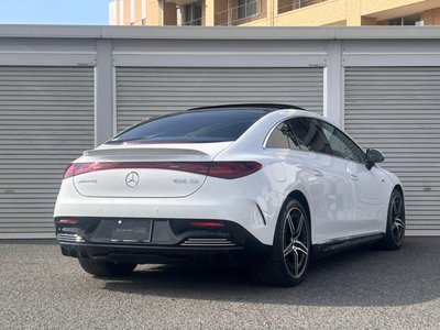 2024 Mercedes-BENZ EQE AMG photo 9