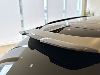 صورة 16 لـ 2023 Aston Martin DBX