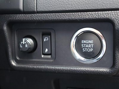 2021 Toyota LAND CRUISER PRADO thumbnail 23