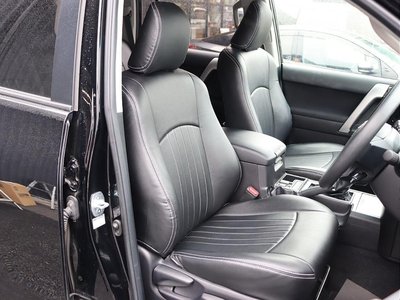 2021 Toyota LAND CRUISER PRADO photo 4