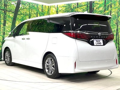 صورة 74 لـ 2025 Toyota ALPHARD