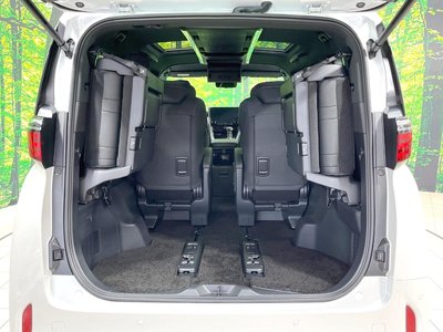 صورة 35 لـ 2025 Toyota ALPHARD