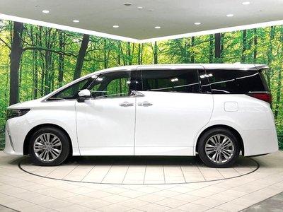 صورة 75 لـ 2025 Toyota ALPHARD