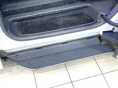 صورة 9 لـ 2025 Toyota ALPHARD